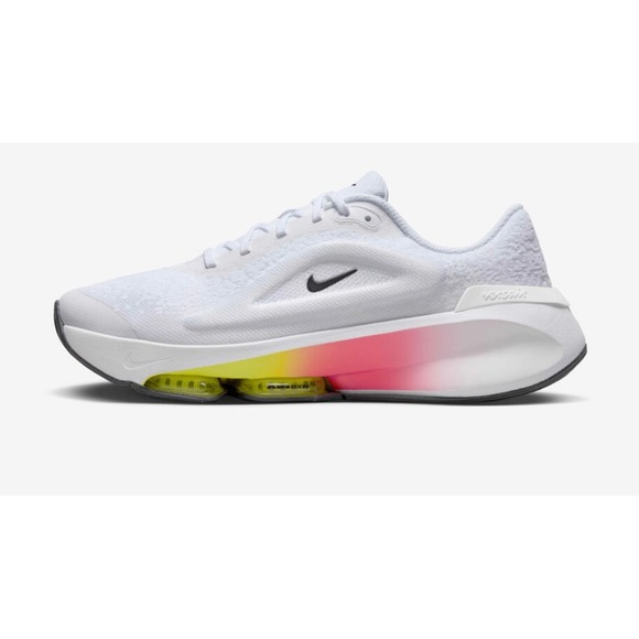 Nike Shoes - Ike women's Dz3547101 white cyber volt size 8